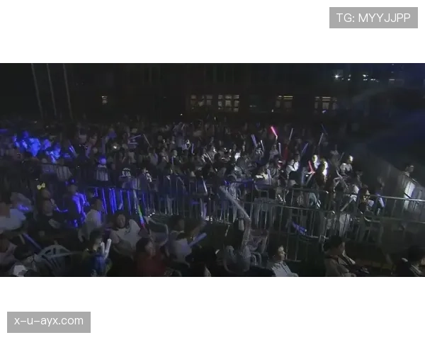 诺维奇卡罗路新歌声引爆乐迷热情，音乐热潮持续升温