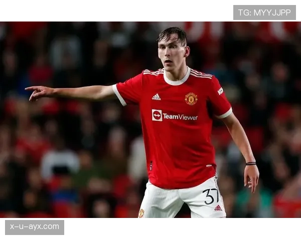 从青训新星到足坛传奇:马尔蒂尼的成长之路与深远影响 从青训新星到足坛传奇:马尔蒂尼的成长之路与深远影响