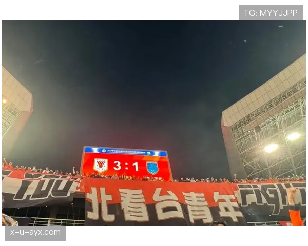 热门球员竞逐赛季巅峰,引爆球迷热议与关注